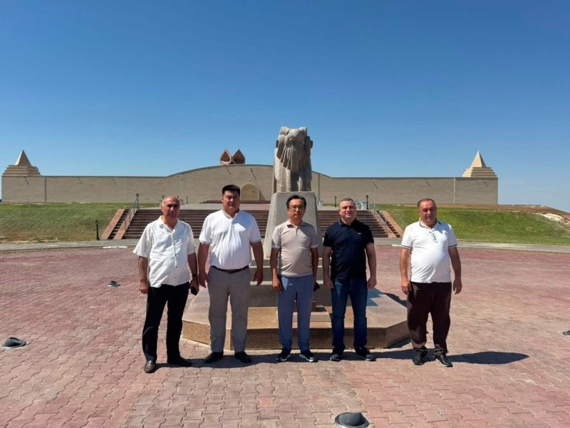 ӘЗЕРБАЙЖАН ТЕХНИКАЛЫҚ УНИВЕРСИТЕТІНІҢ ДЕЛЕГАЦИЯСЫ ҚАРМАҚШЫ АУДАНЫНДА ЖҰМЫС САПАРЫМЕН БОЛДЫ