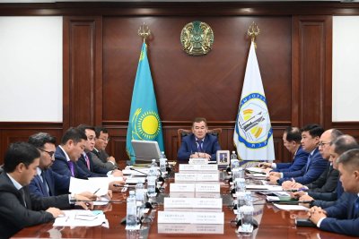 БІРЫҢҒАЙ ТӨЛЕМ ҚҰЖАТЫН ЕНГІЗУ МӘСЕЛЕСІ ҚАРАЛДЫ